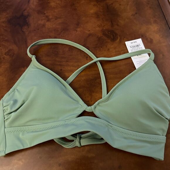 Shade & Shore Women's Longline Cut Out Bikini Top Size 34B or 34D Wasabi Green - Picture 11 of 14